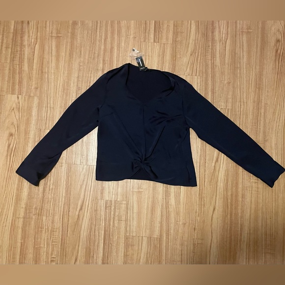 Express top - Picture 2 of 11